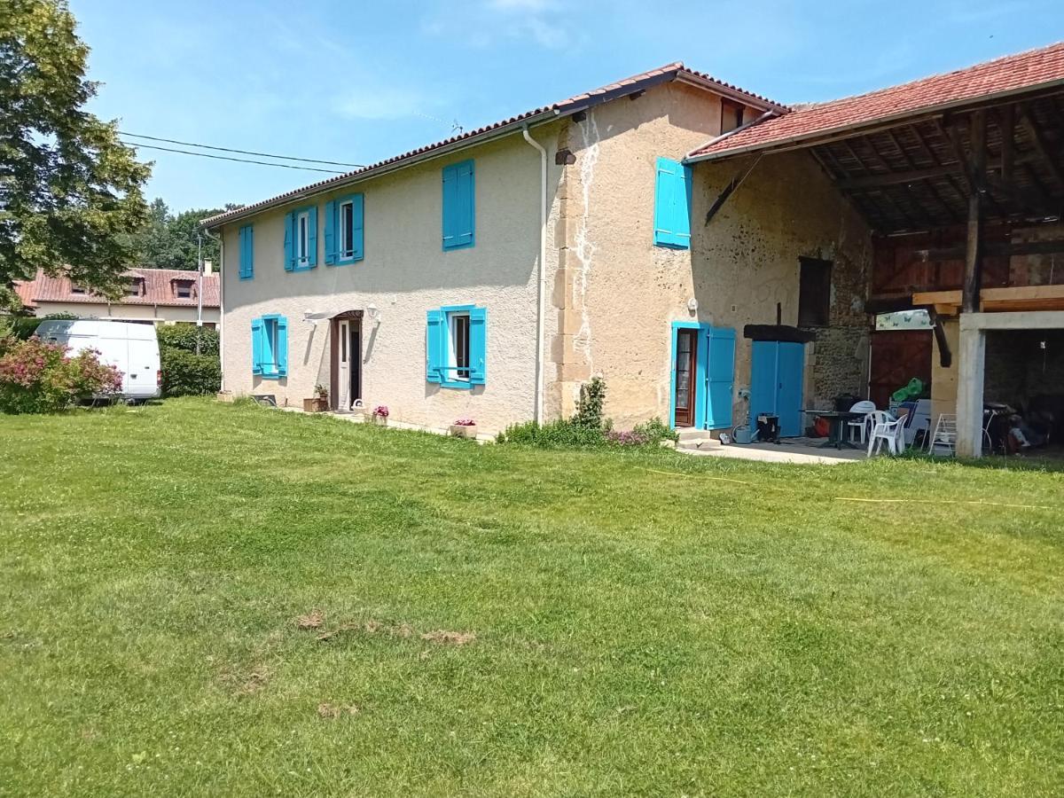 Clos A Malypense Chez Mr Montamat Galan Extérieur photo